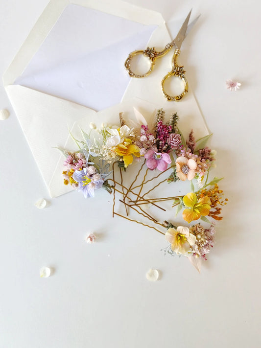 Meadow hair pins Wild flowers Pastel flowers Colourful meadow flower hairpins Boho hairpins Hippie flower hairpins Wedding hairpins Magaela